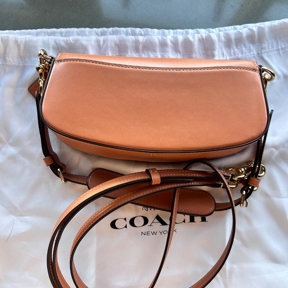 Coach shoulder bag - Picture 3 of 4